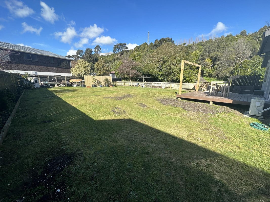 29 Amber Grove, Birchville, Upper Hutt - Carousel 17
