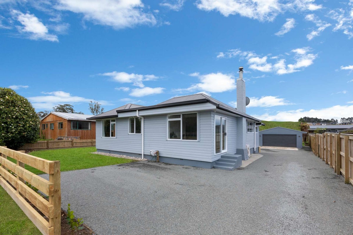 90 Western Road, Ngongotaha, Rotorua - Carousel 1