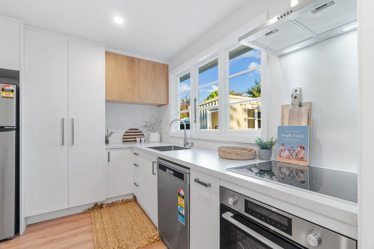 232 Weston Road, Mairehau, Christchurch - Carousel 2