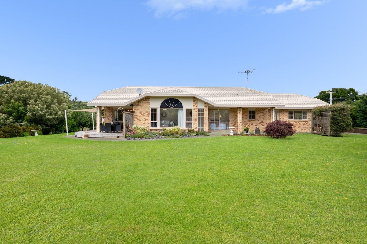 207 Oropi Road, Tauranga - Carousel 23