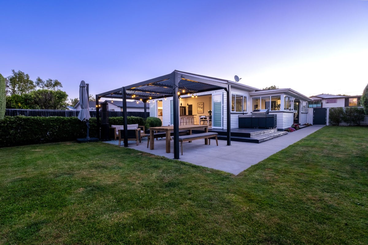 30 Windermere Road, Papanui, Christchurch - Carousel 1