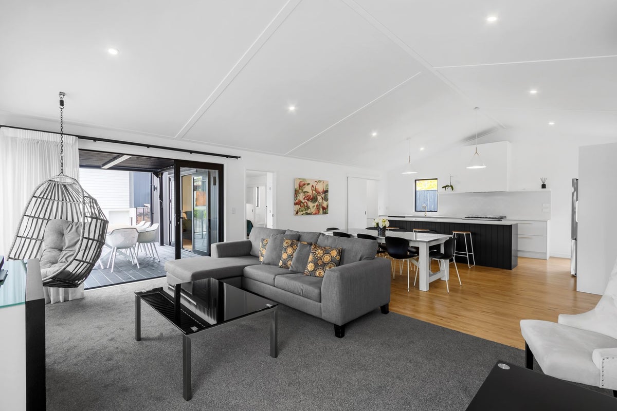 37B Mere Road, Taupo, Taupo - Carousel 2