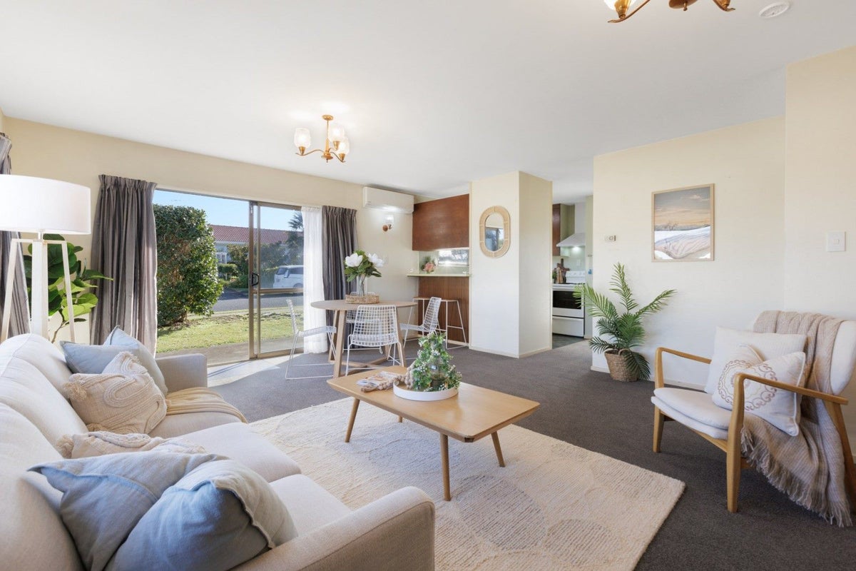 24A Sunny Bay Road, Matua, Tauranga - Carousel 2
