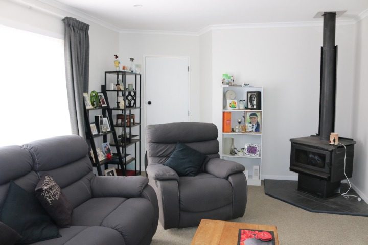 36 Herbert Avenue, Cloverlea, Palmerston North - Carousel 2