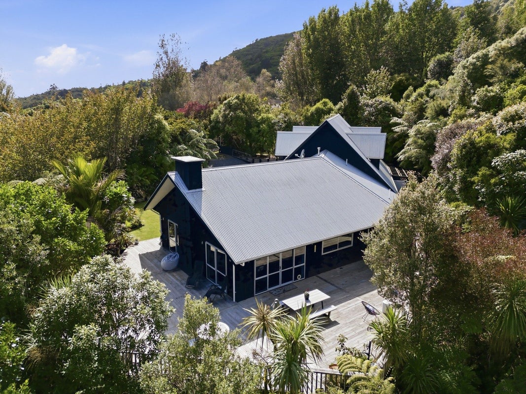 132 Maui Pomare Road, Nikau Valley, Paraparaumu - Carousel 2