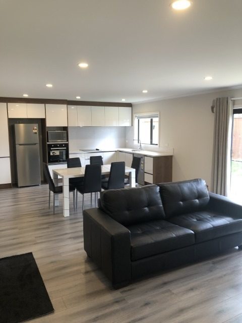 7B Nevada Road, Silverdale, Hamilton - Carousel 2