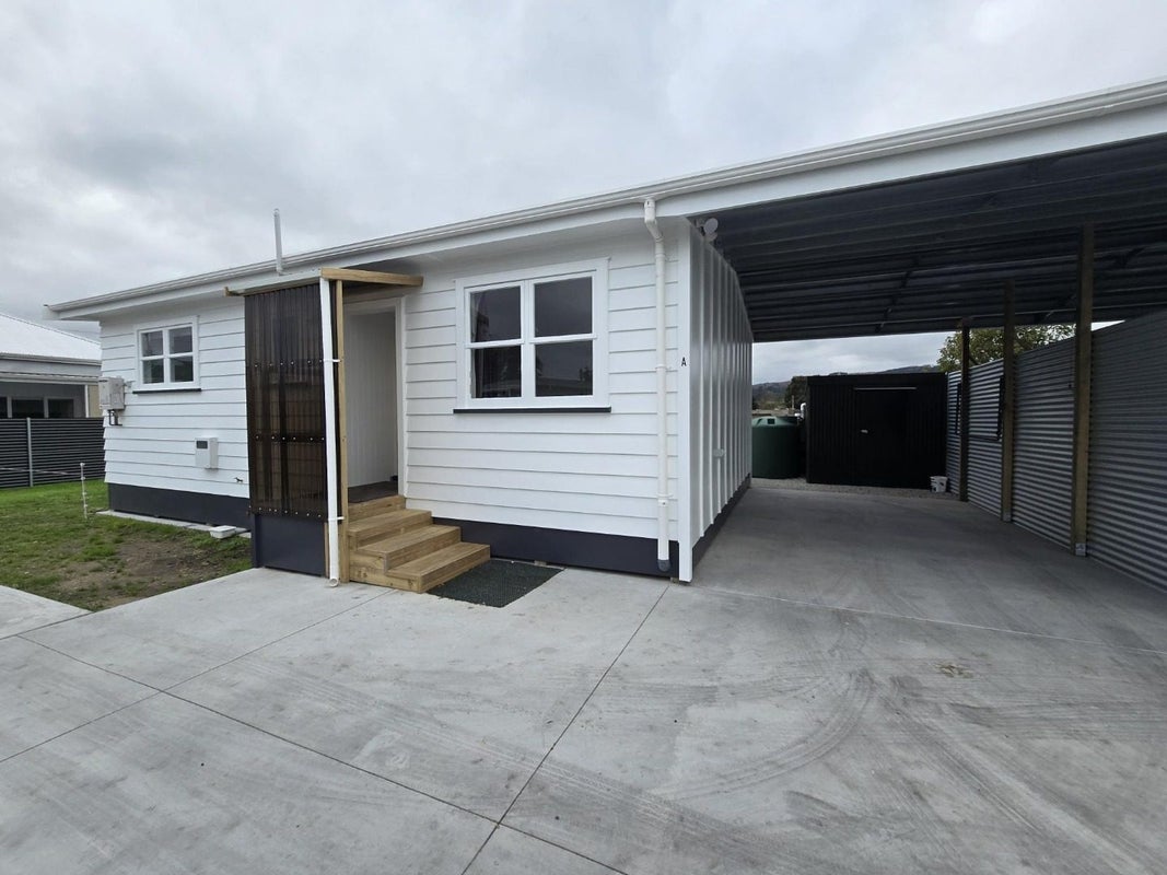 142 Stanley Road, Awapuni, Gisborne - Carousel 1