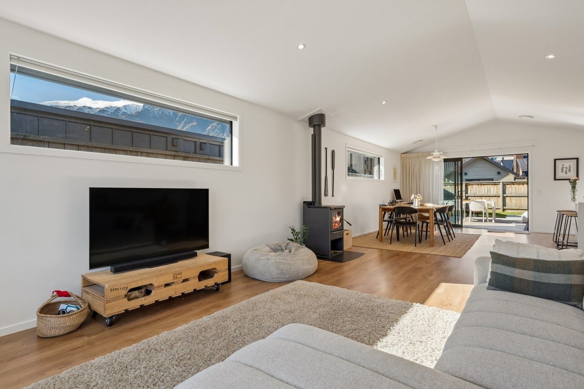 39 Drysdale Road, Jacks Point, Queenstown - Carousel 2