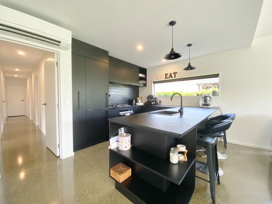 30 Allard Street, Edgeware, Christchurch - Carousel 2