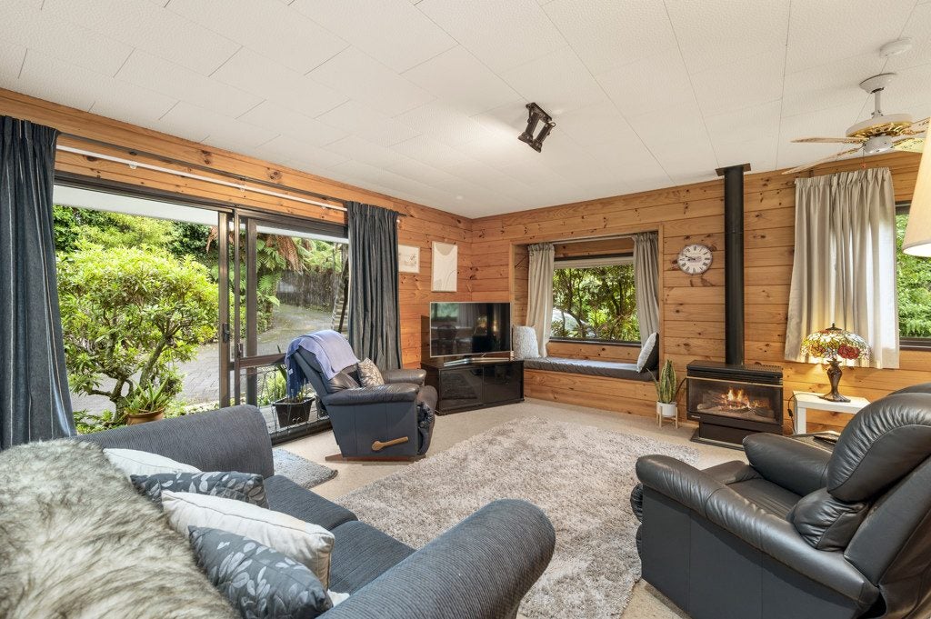 12B Springfield Road, Springfield, Rotorua - Carousel 1
