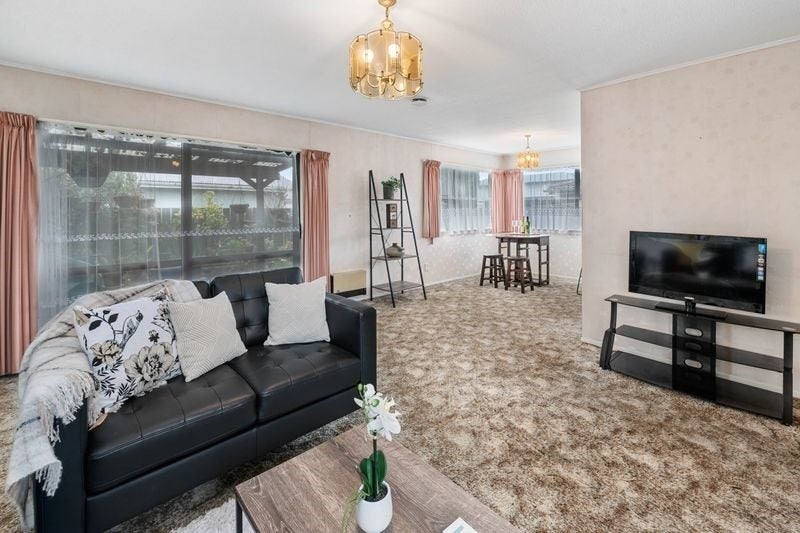 16D York Street, Glenholme, Rotorua - Carousel 2