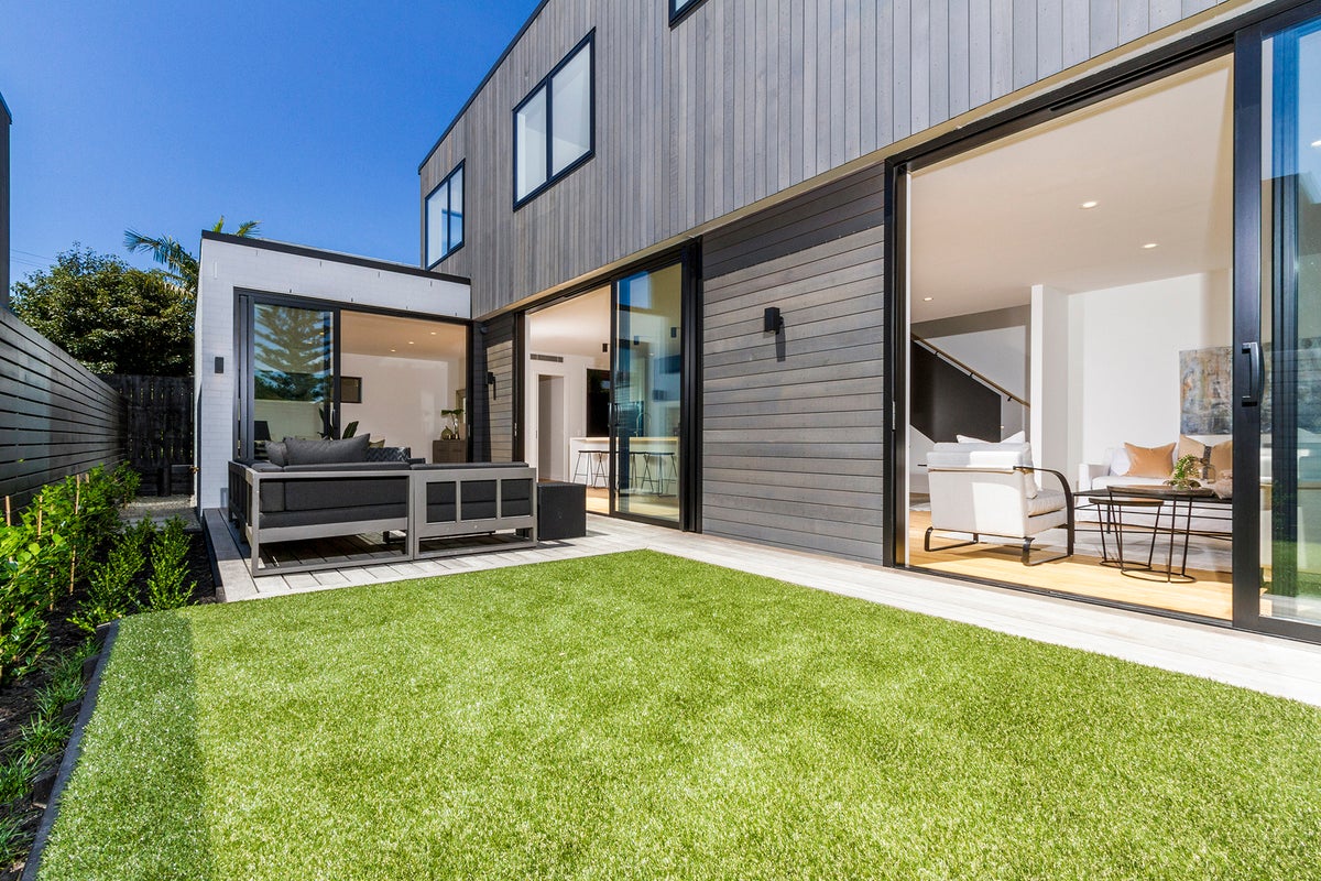 39C Kowhai Road, Mairangi Bay, Auckland - Carousel 2