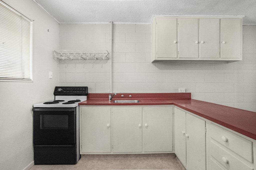 3/16 Tama ST, ALICETOWN, LOWER HUTT - Carousel 2