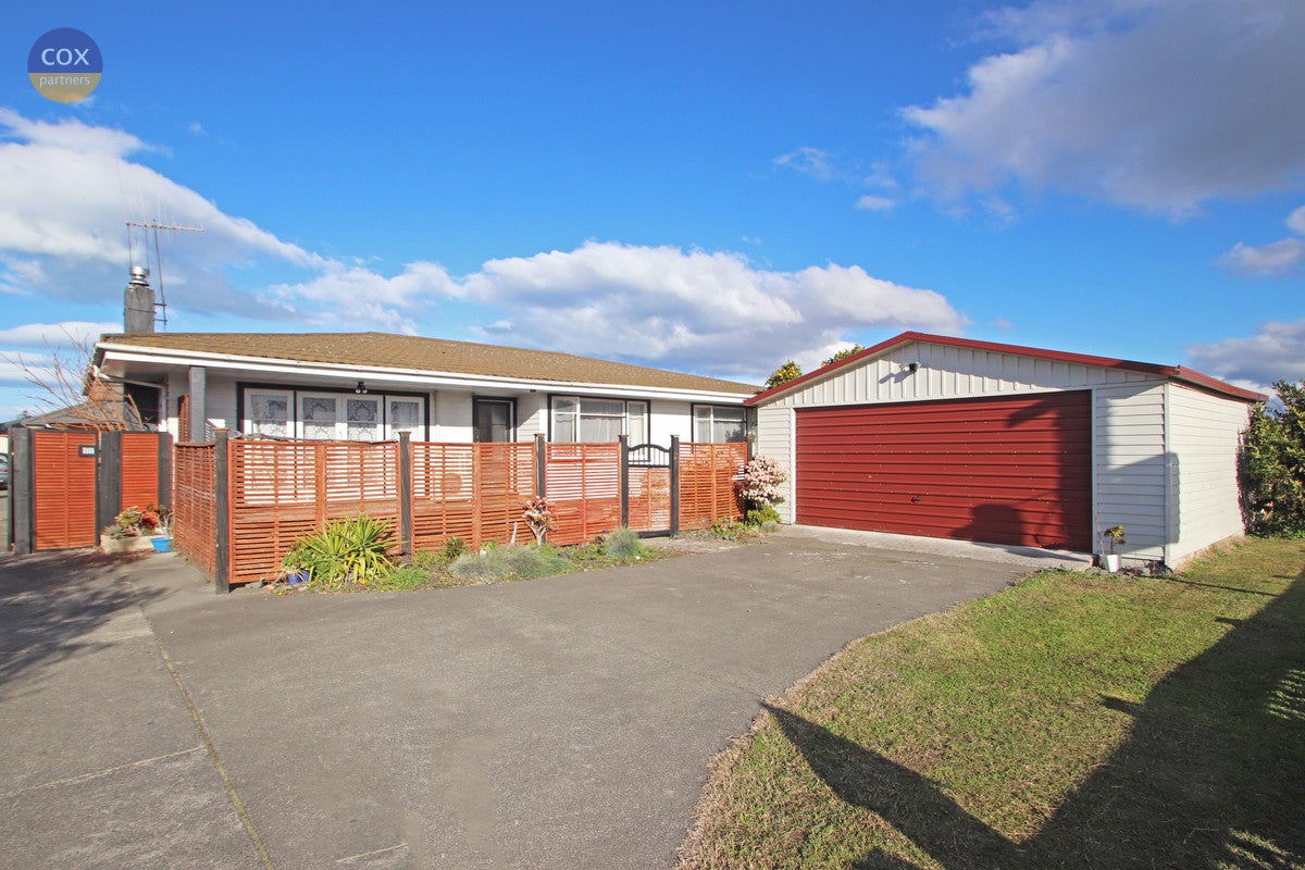 69 Taradale Road, Onekawa, Napier - Carousel 1