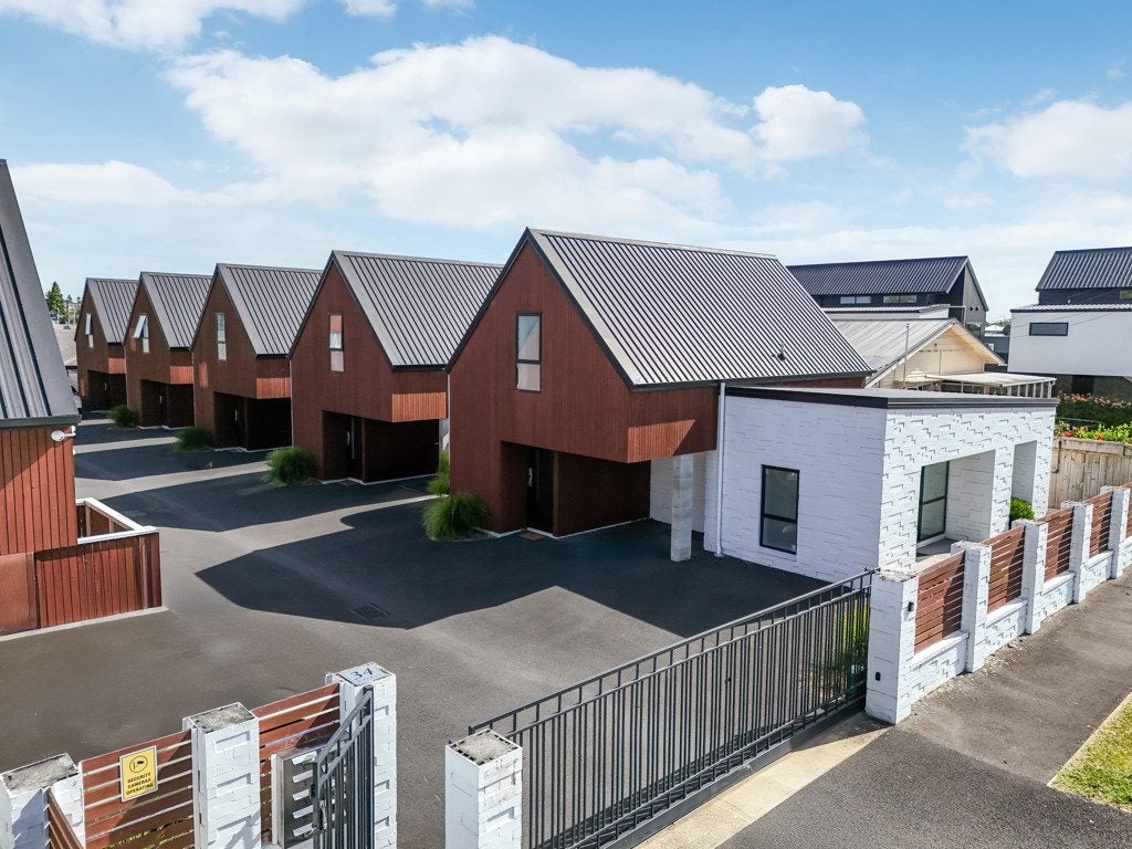 2/34 Blackburn Street, Frankton, Hamilton - Carousel 2