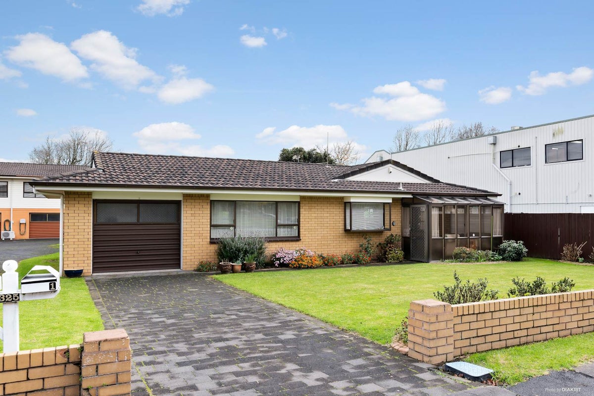 1/327 Great South Road, Papakura, Auckland - Carousel 2
