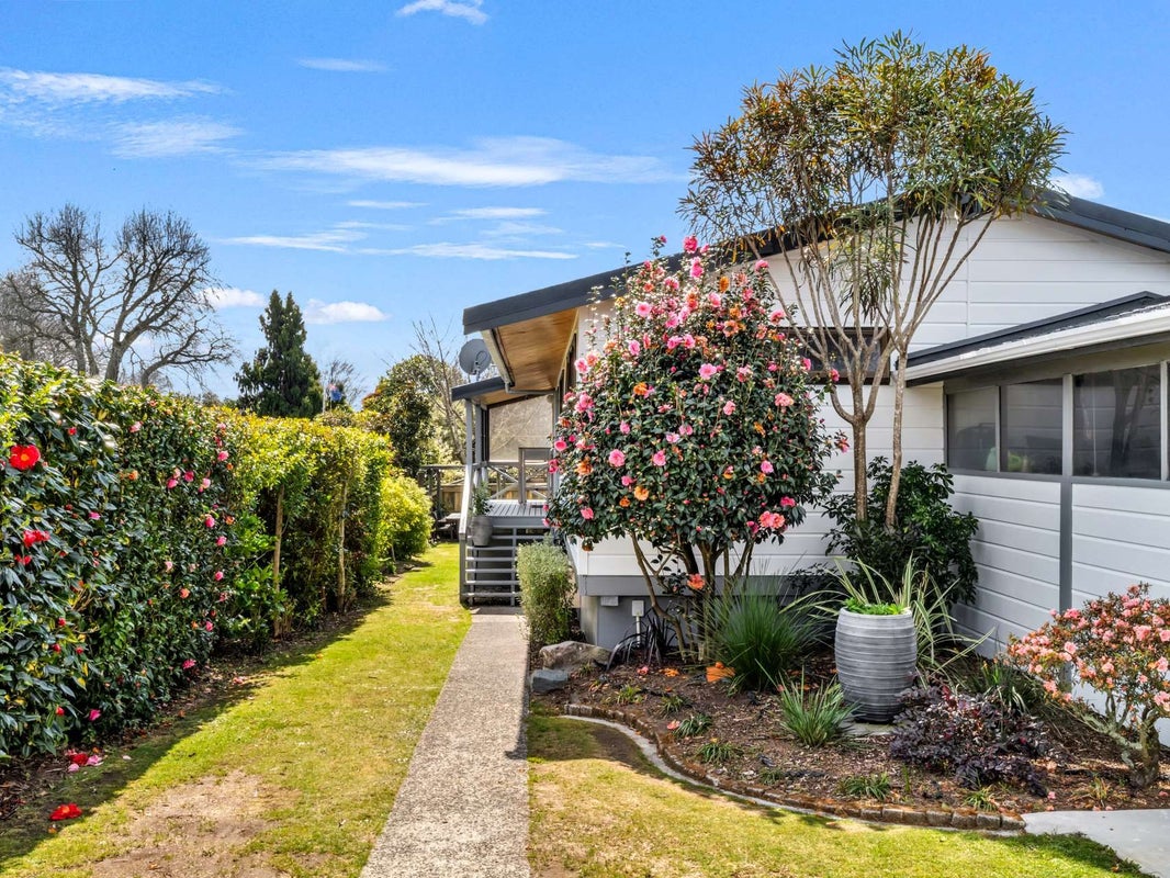 55A Devon Street, Glenholme, Rotorua, Bay Of Plenty - Carousel 2