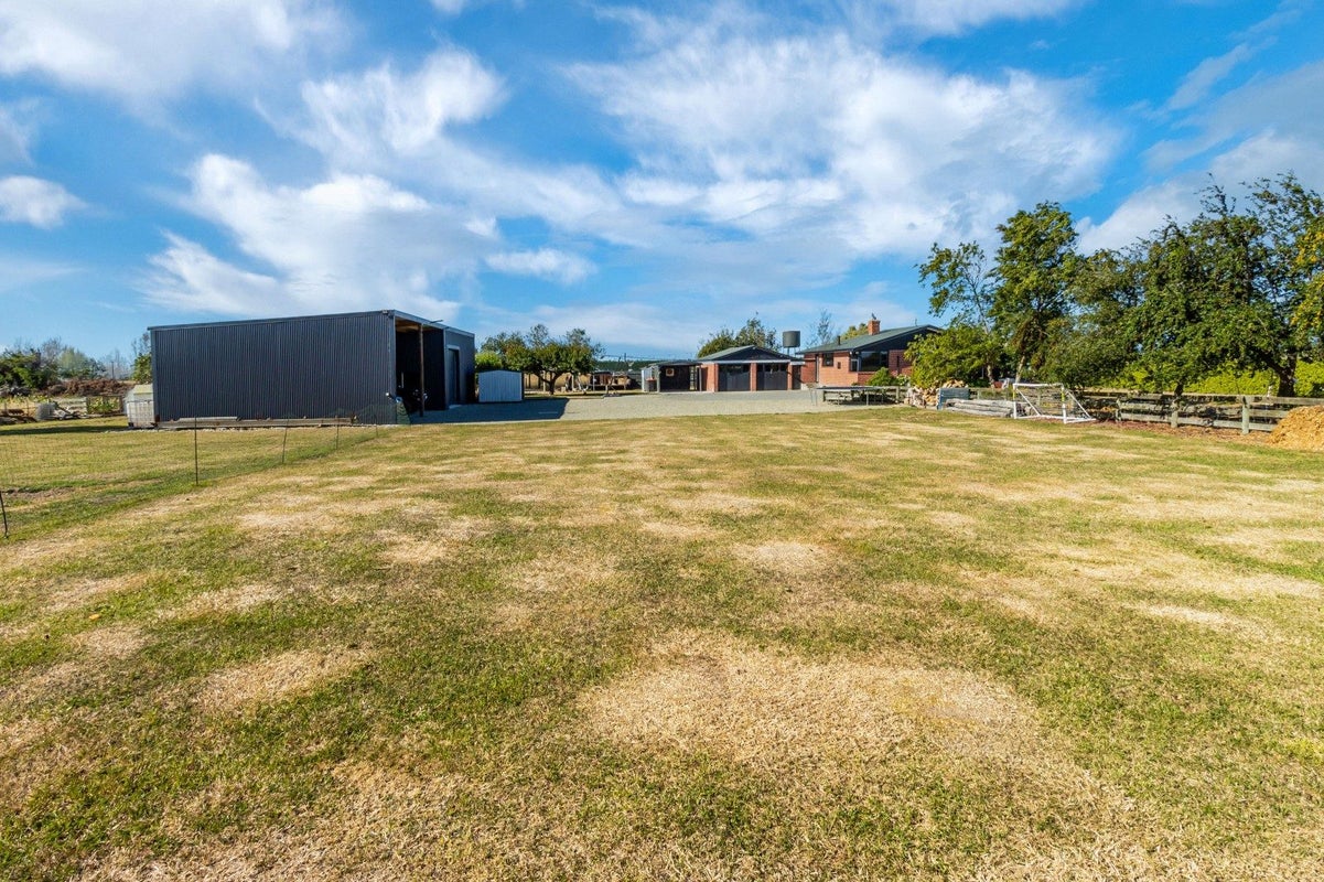 17 Dominion Road, Kerrytown - Carousel 18