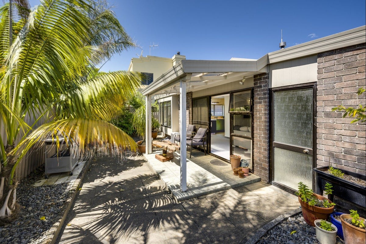 41A Charles Street, Westshore, Napier - Carousel 1