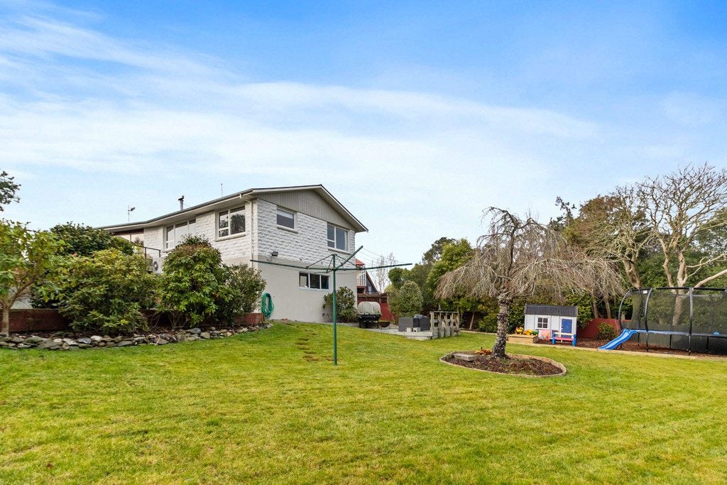 7 Hawthorn Place, Gleniti, Timaru - Carousel 1