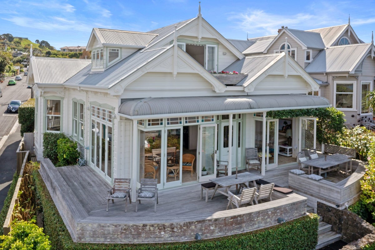 8 King Edward Parade, Devonport, Auckland - Carousel 2