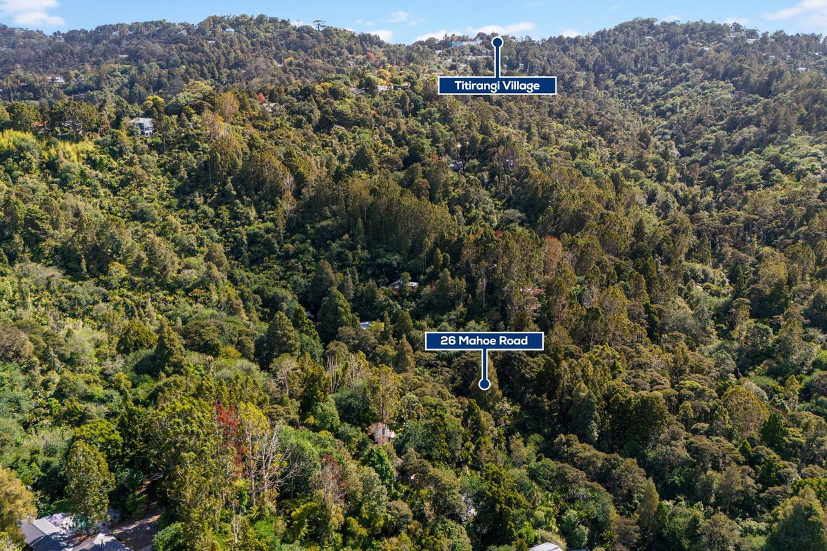 26 Mahoe Road, Titirangi, Auckland - Carousel 19