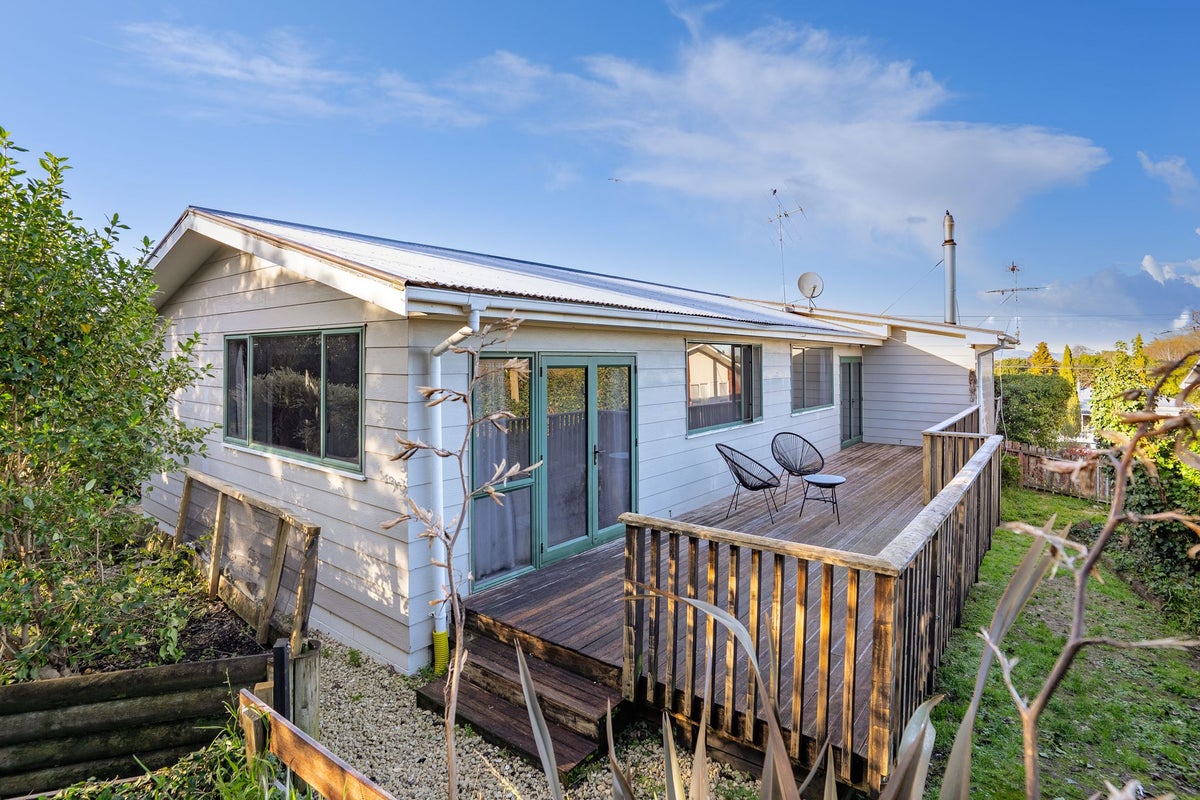 7 Kitchener Street, Lansdowne, Masterton - Carousel 16