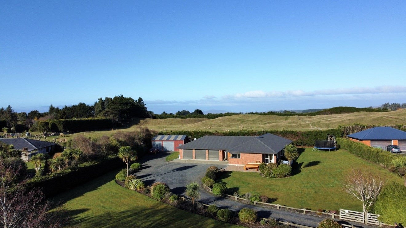 32 Raeburn Avenue, Otatara - Carousel 30