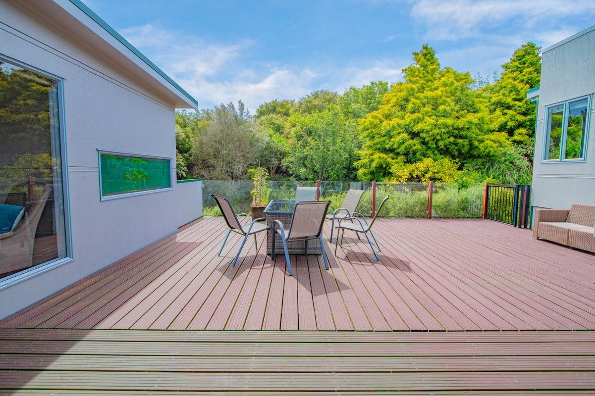 69 Alpers Ridge, Leamington, Cambridge - Carousel 2