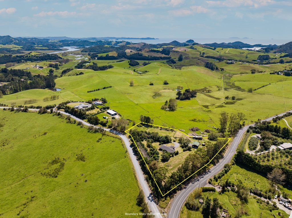 14 Addison Road, Onerahi - Carousel 31