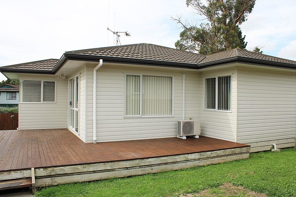 15 Cleveland Street, Bader, Hamilton - Carousel 2
