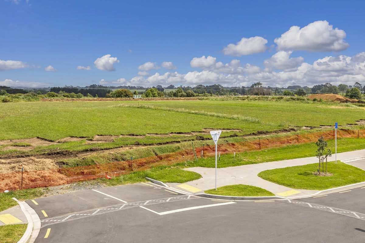 55 Maungakaraka Road, Karaka, Papakura - Carousel 23