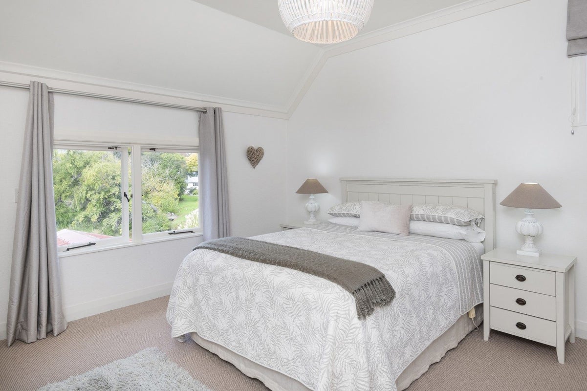 32 Grant Road, Whataupoko, Gisborne - Carousel 50