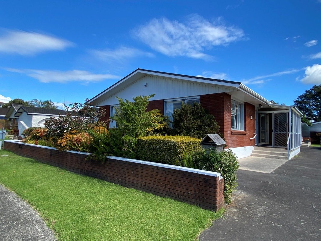 19A Tupaea Place, Otumoetai, Tauranga - Carousel 2