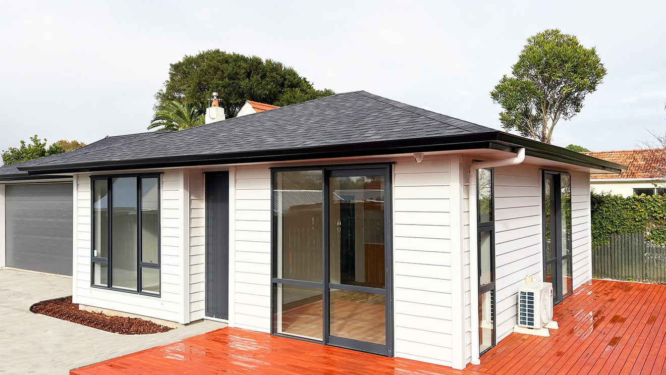 69 Nikau Road, Otahuhu, Auckland - Carousel 1