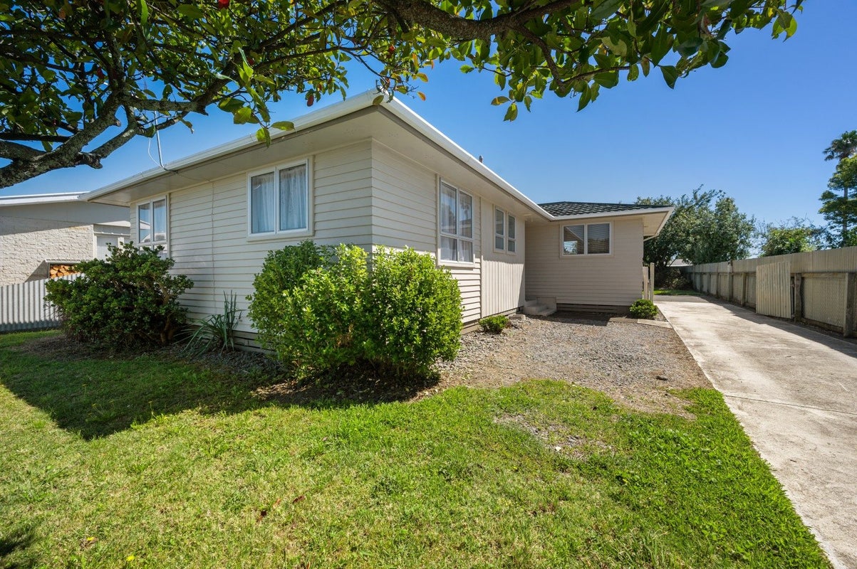 5 Dockery Avenue, Onekawa, Napier - Carousel 16