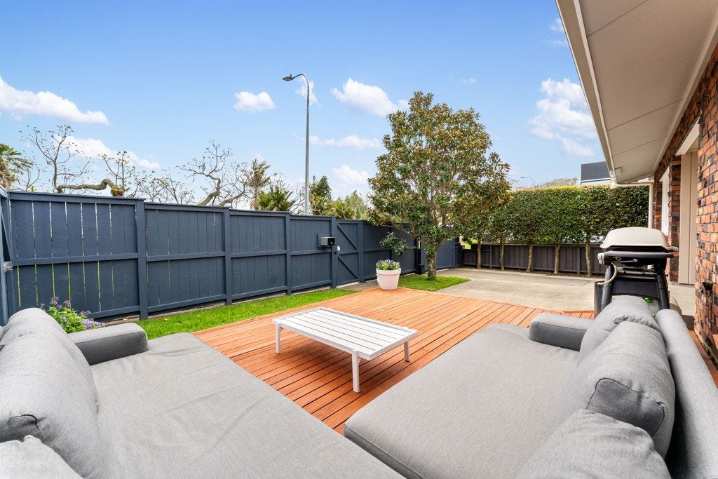 1/111 Maskell Street, Glendowie, Auckland - Carousel 2