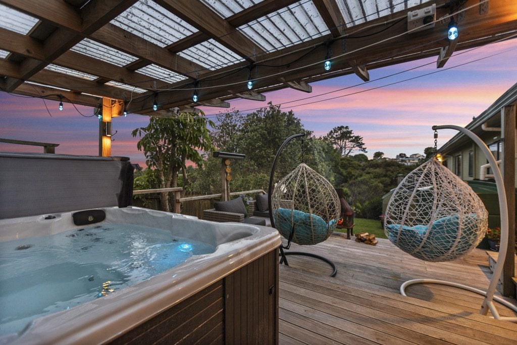 90B Rosier Road, Glen Eden, Auckland - Carousel 1