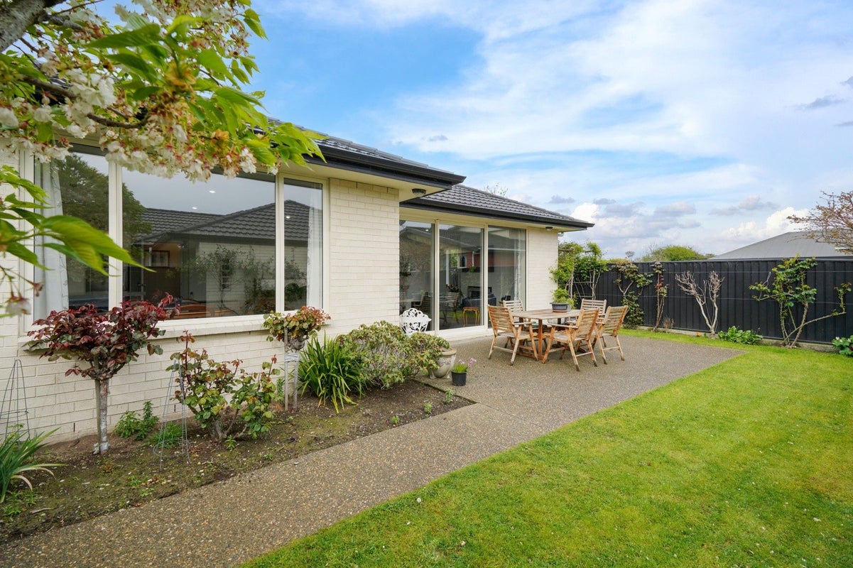 151 George Street, Windsor, Invercargill - Carousel 2