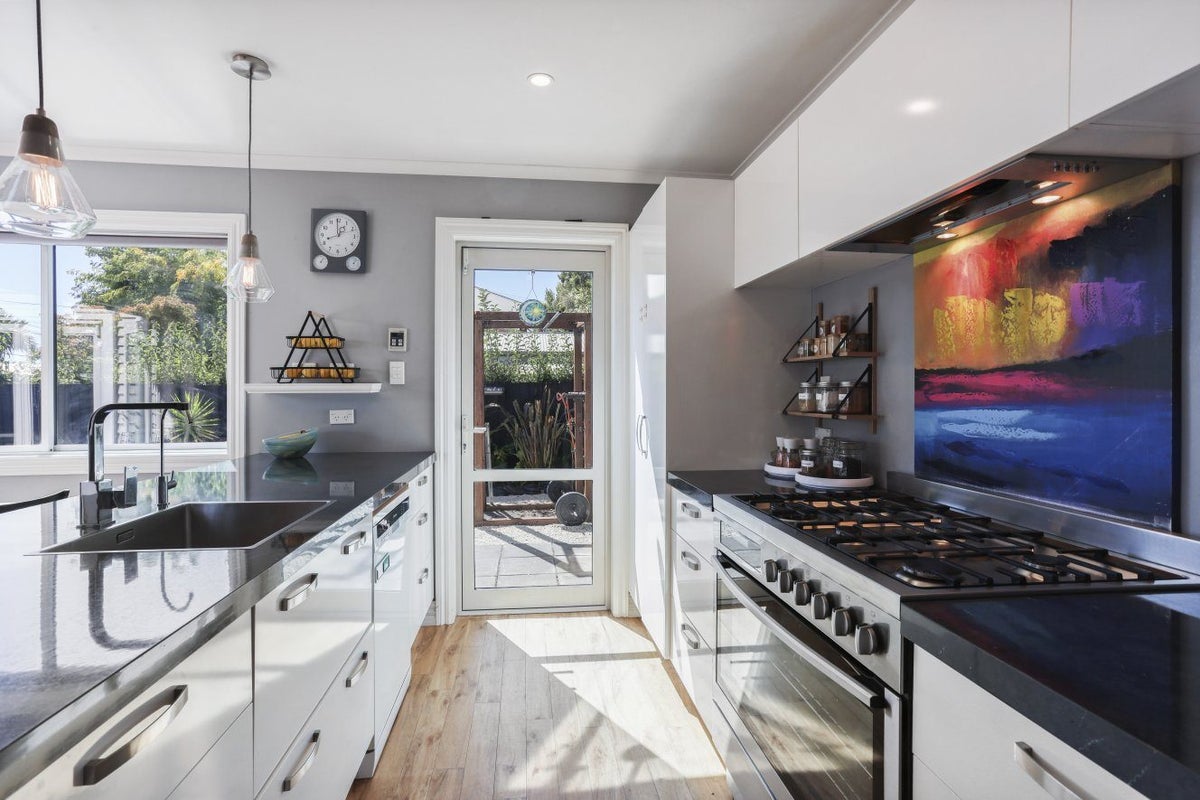 95 Sullivan Avenue, Woolston, Christchurch - Carousel 2