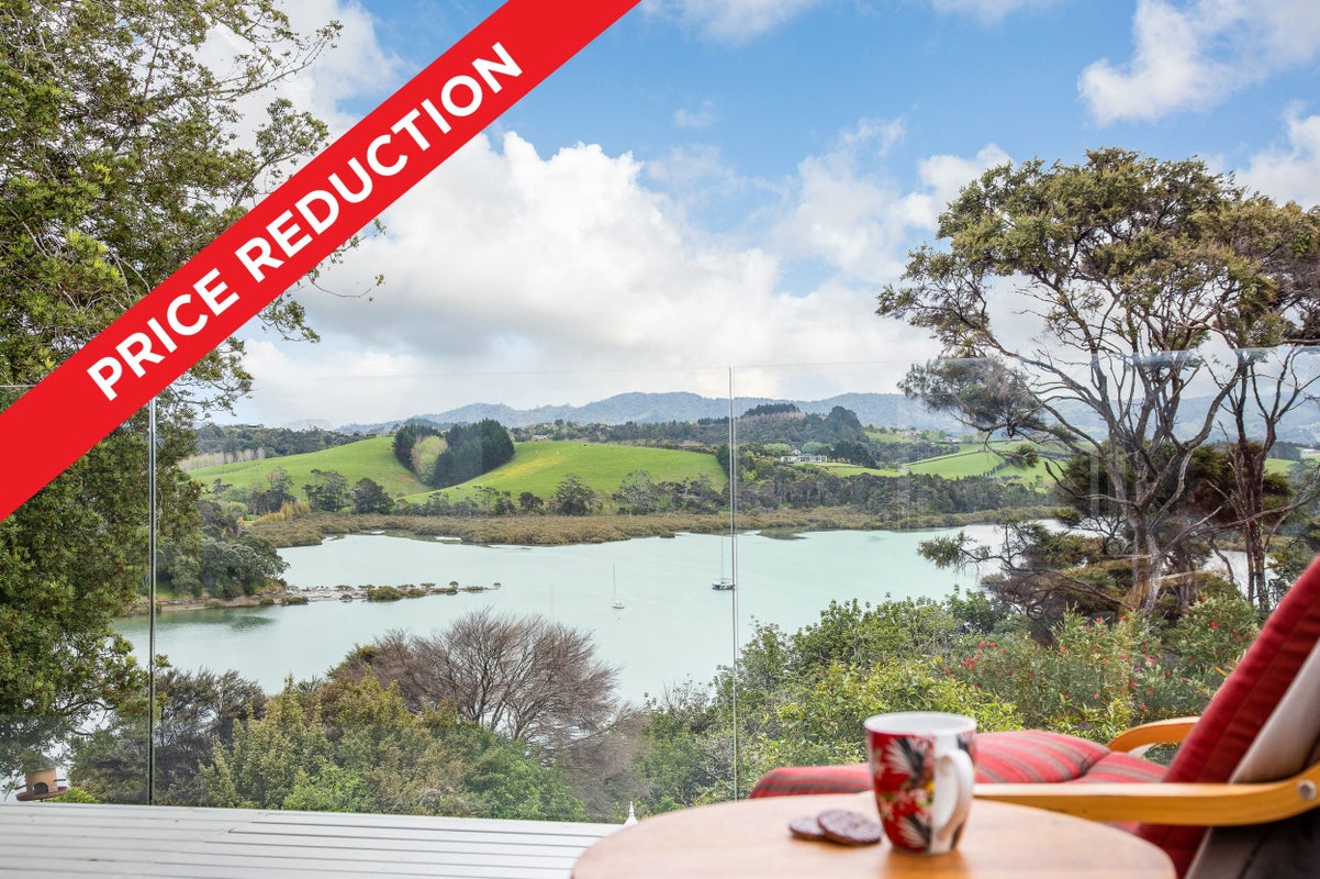 3 Kanuka Road, Sandspit, Warkworth - Carousel 1