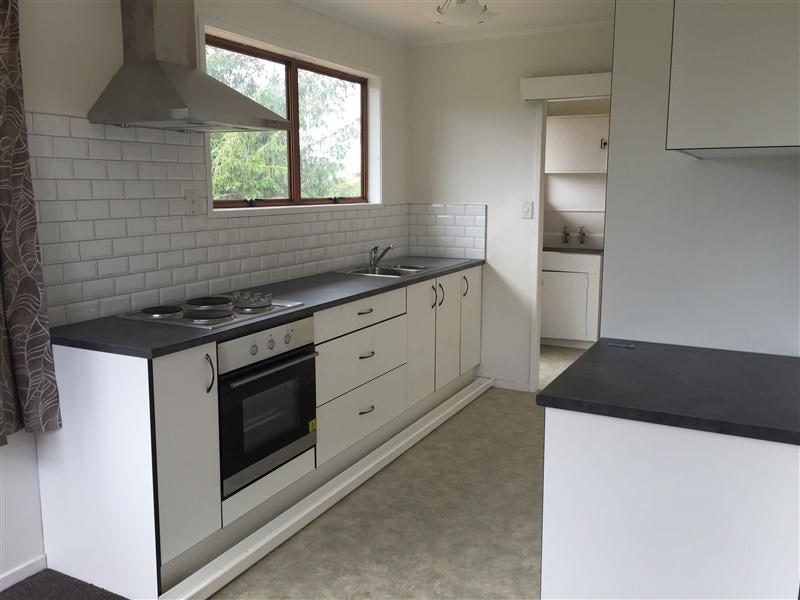 23 Virgo Place, Glen Eden, Auckland - Carousel 2