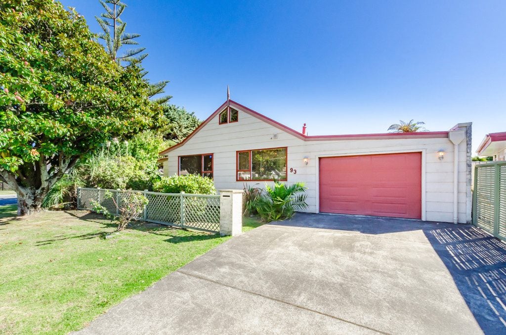 93 Rimu Road, Raumati Beach, Paraparaumu - Carousel 1