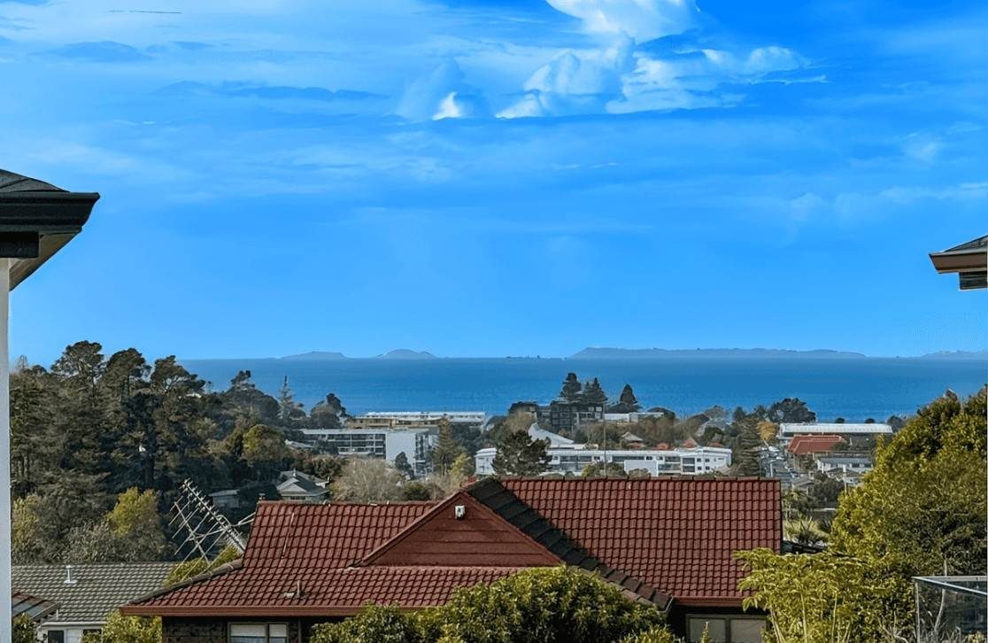 1B Robin Lane, Browns Bay, Auckland - Carousel 2