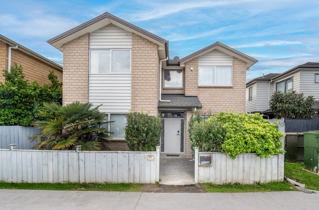 402 Ormiston Road, Flat Bush, Auckland - Carousel 2