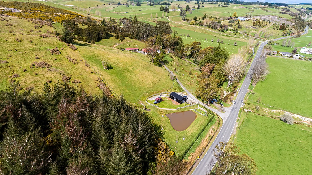 2324 Moutere Highway, Lower Moutere - Carousel 11