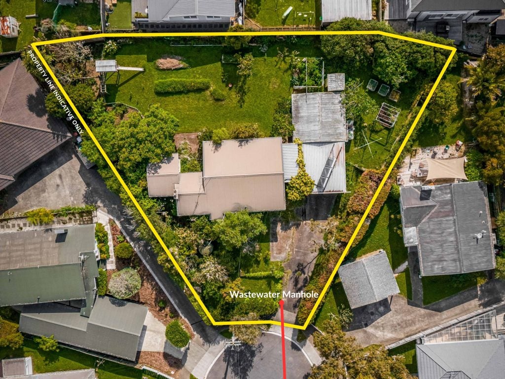 9 Lanark Place, Glen Innes, Auckland - Carousel 1