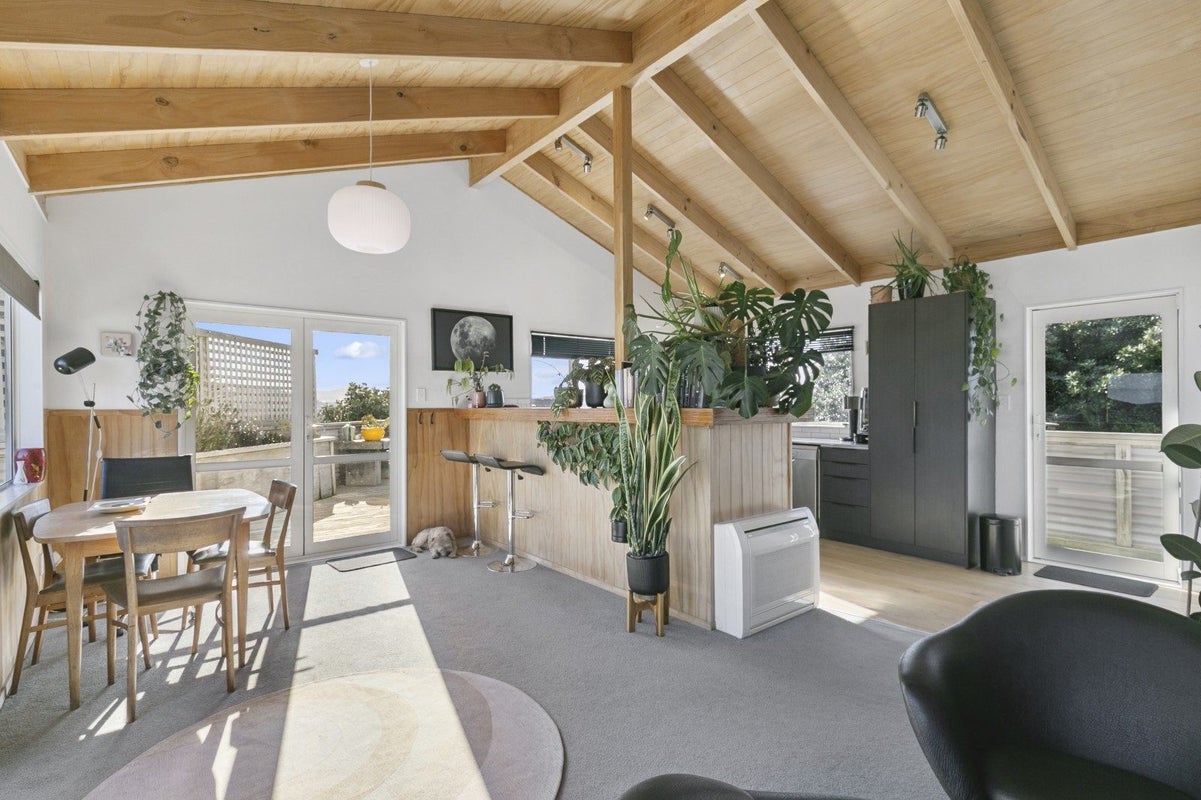 12C Rahui Street, Strathmore Park, Wellington, Wellington - Carousel 2