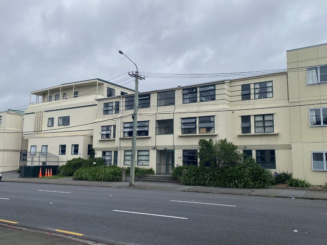 23/22 Sussex Street, Mount Cook, Wellington - Carousel 2