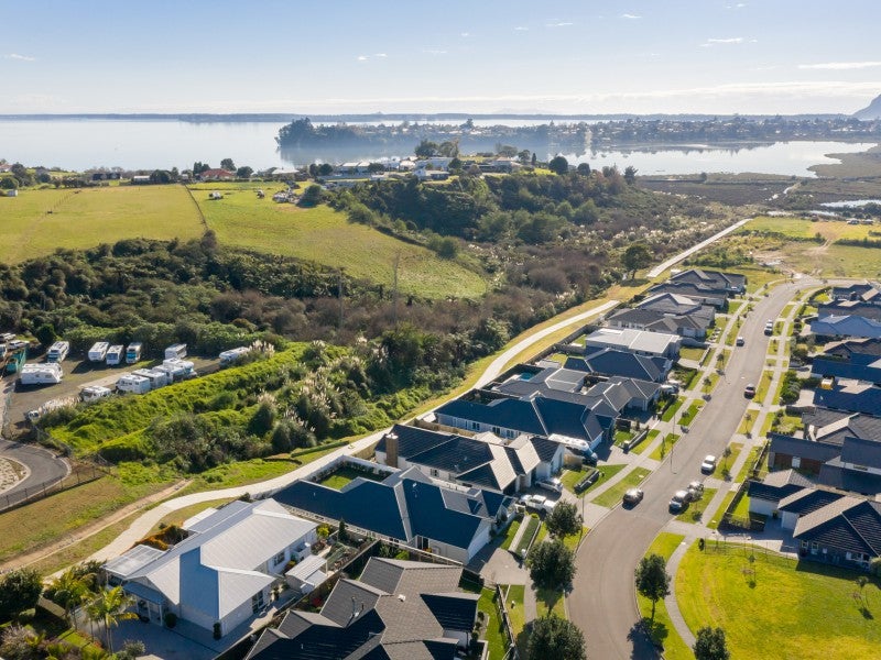35 Glenpark Crescent, Bethlehem, Tauranga - Carousel 17